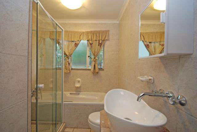 Hoopoe Haven Guest House Chartwell ภายนอก รูปภาพ