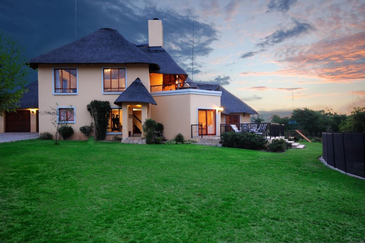 Hoopoe Haven Guest House Chartwell ภายนอก รูปภาพ
