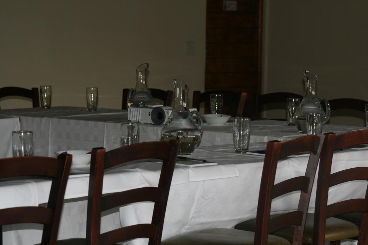 Hoopoe Haven Guest House Chartwell ภายนอก รูปภาพ