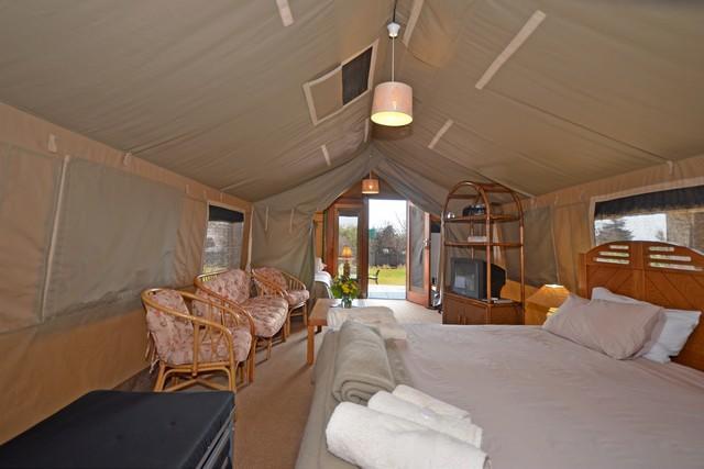 Hoopoe Haven Guest House Chartwell ภายนอก รูปภาพ